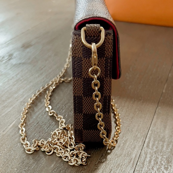 Louis Vuitton Pochette Felicie - Picture 8 of 16